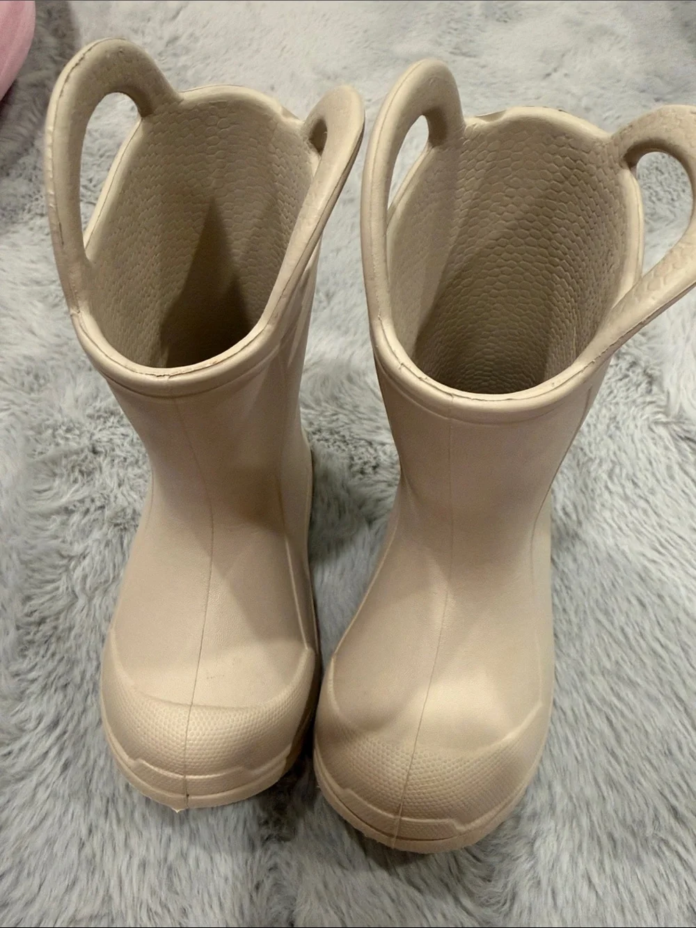 Toddler size 5 Cream Waterproof Pull-On Rain Boots